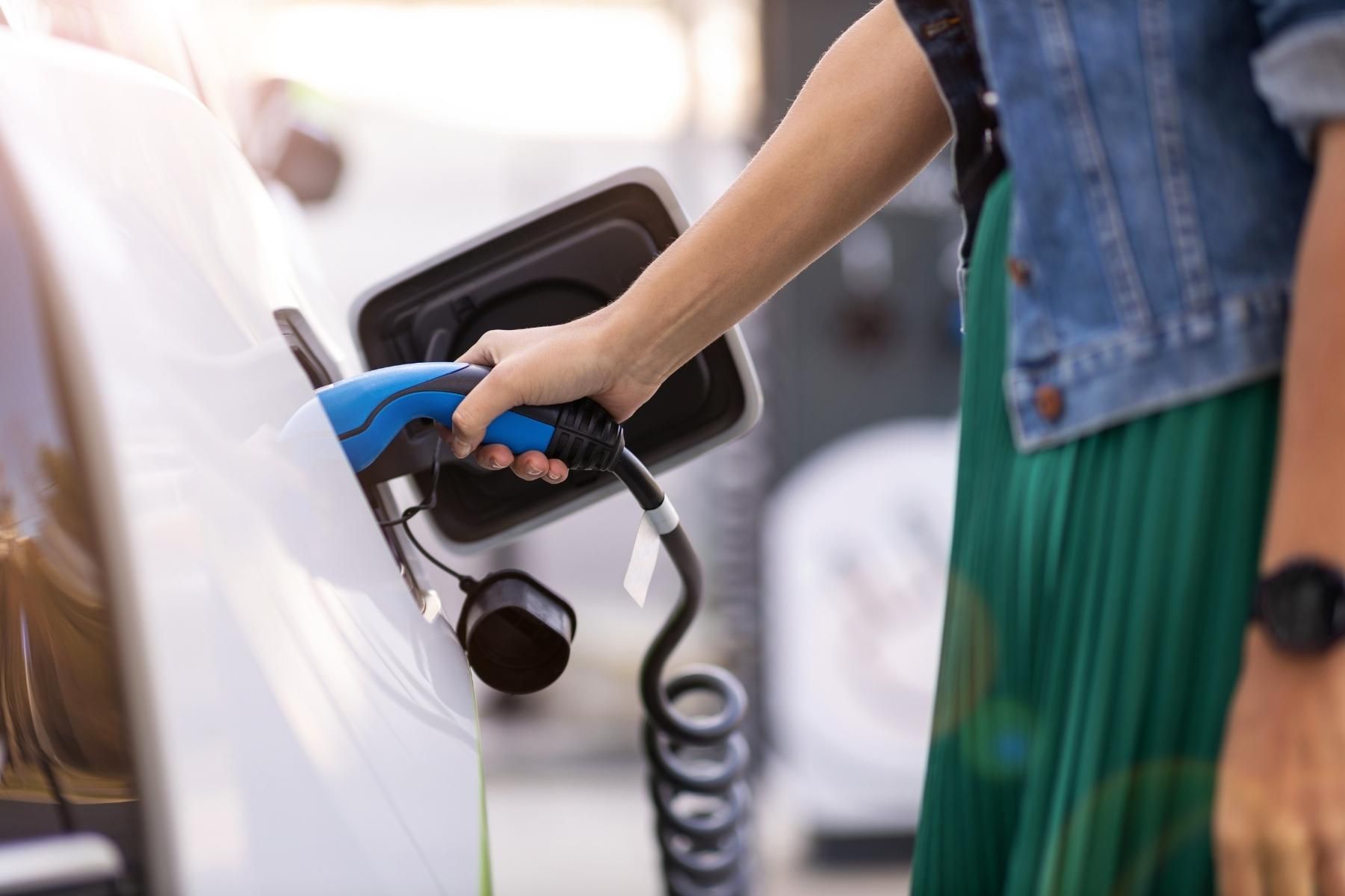 Ayudas en el 2022 para la compra de coches eléctricos