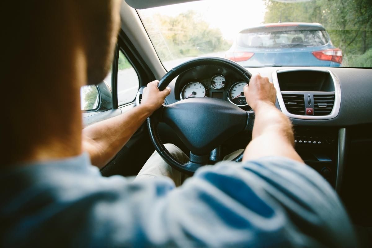 Conoce el precio de recorrer 100 km según el combustible de tu coche
