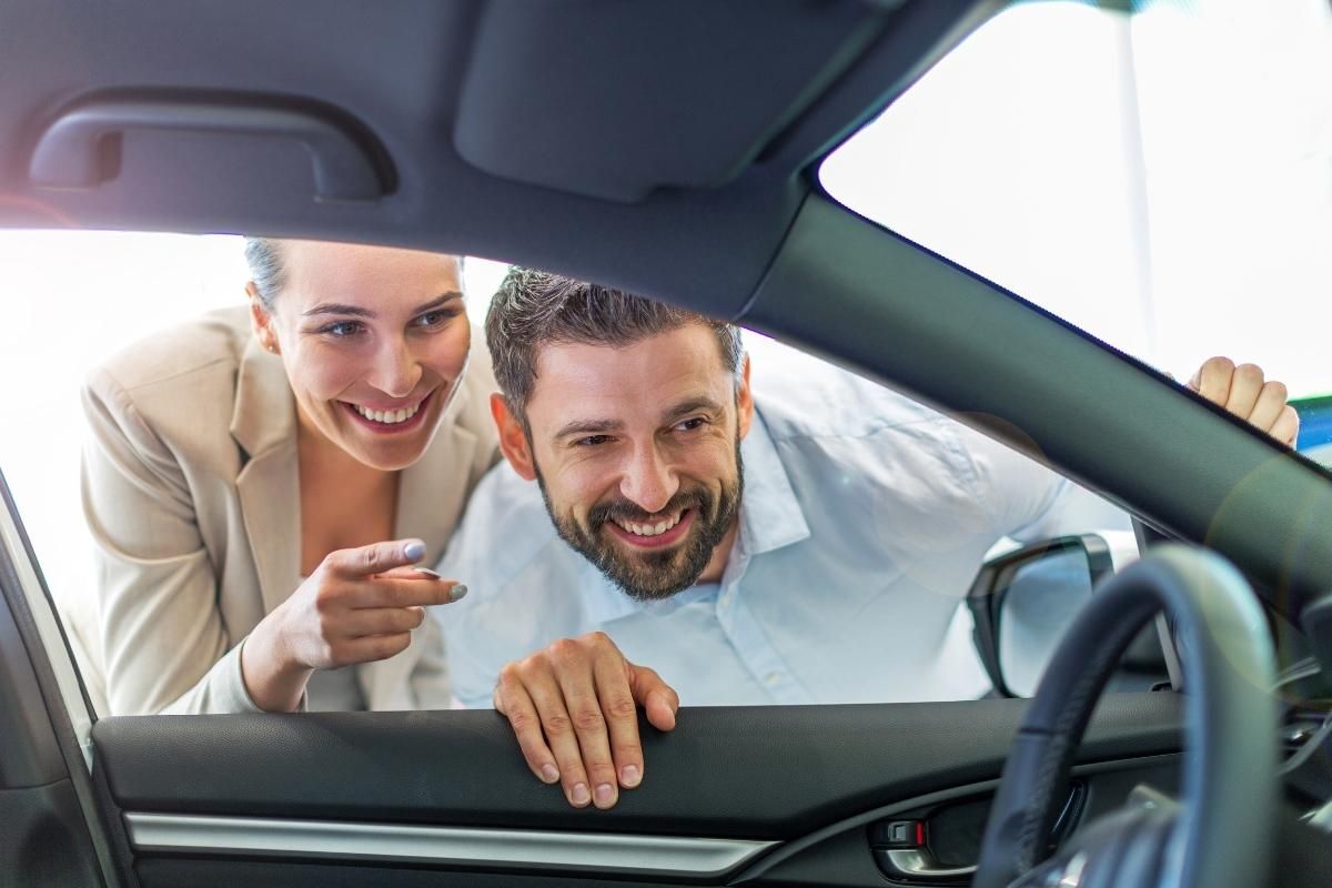 ¿Qué tener en cuenta a la hora de comprar un coche de segunda mano?